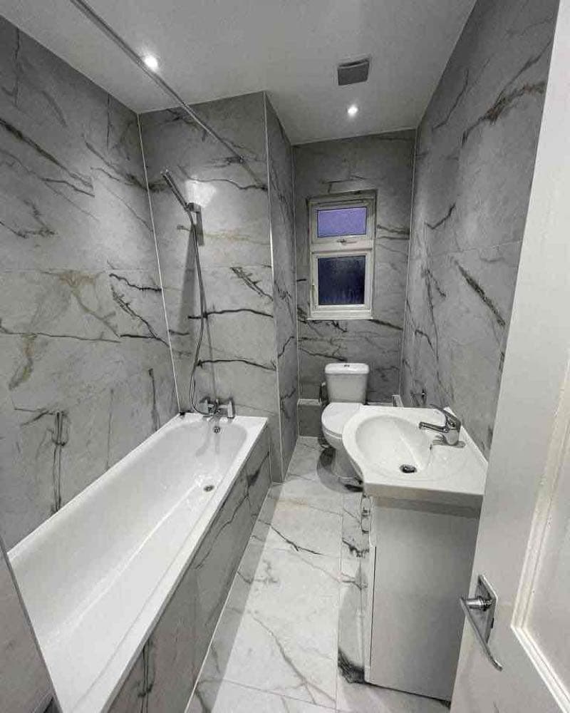 3 BEDROOMS FLAT WITH BALCONY - Photo 5