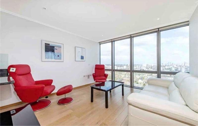 2 bed flat to rent Hertsmere Road, Canary Wharf E14
