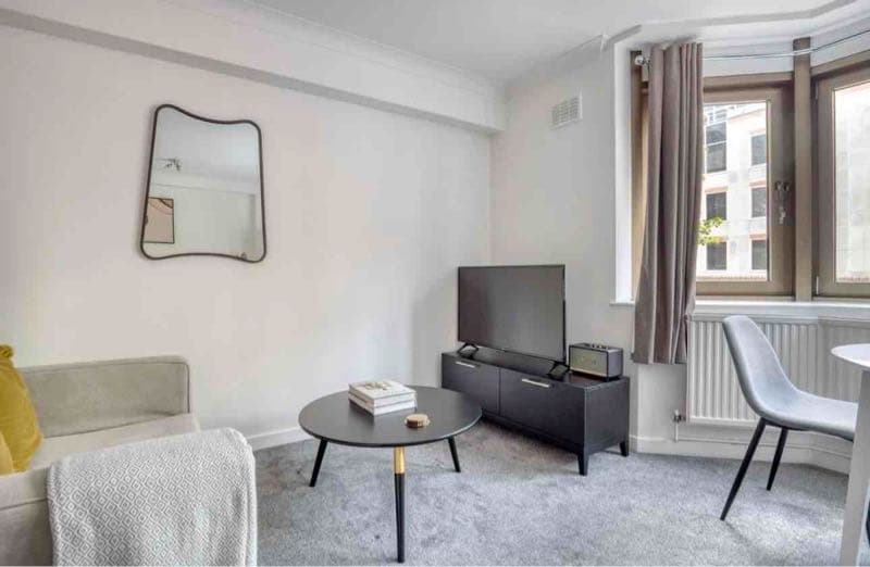 Studio to rent City Of London, London E1 - Photo 2