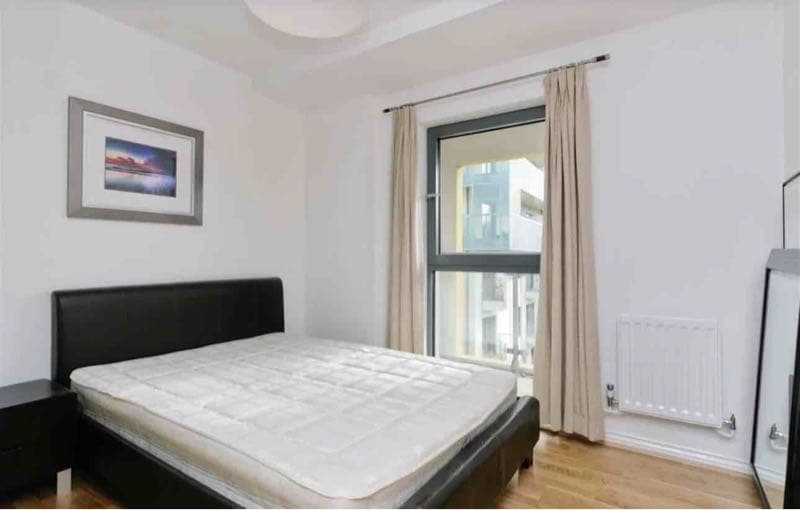2 bed flat to rent - Photo 4