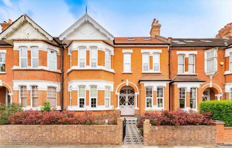 2 bed flat to rent Woodgrange Avenue, London W5