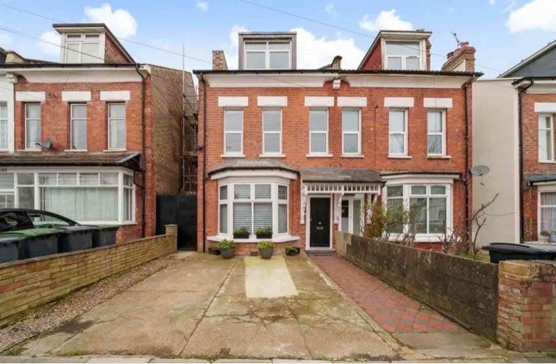 2 bed flat to rent Whittington Road, London N22 - Photo 4