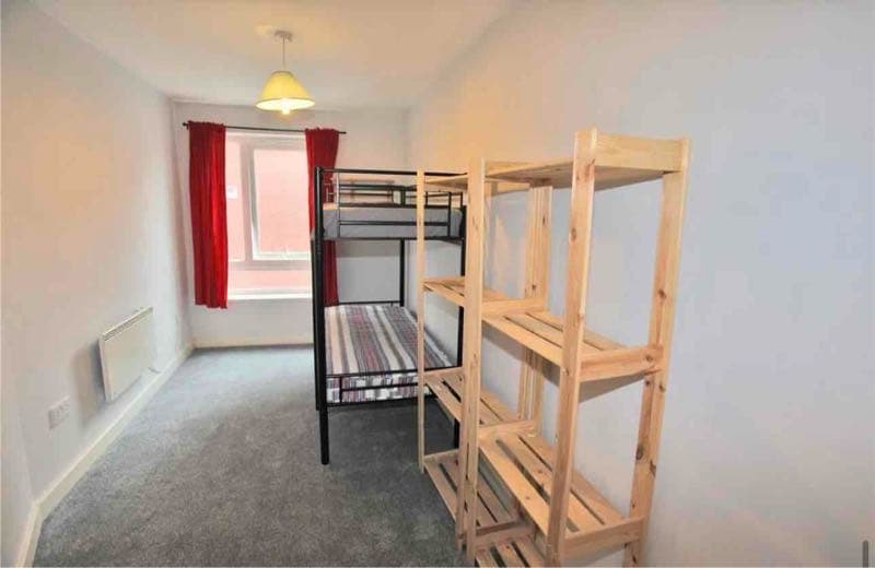 2 bed flat to rent - Photo 5
