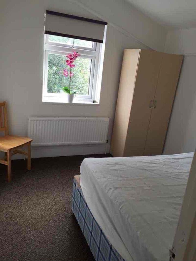 1 quarto para alugar em PLAISTOWN para alugar perto de Stratford.